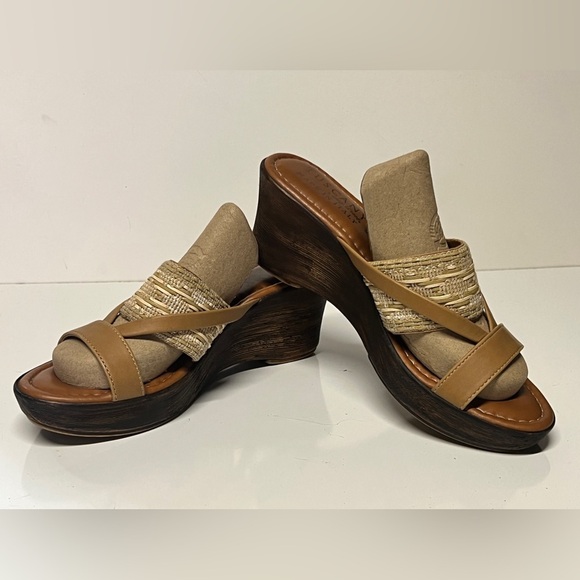🛍️TUSCANY by EASY STREET woven camel‎ platform slides size 9. - Picture 3 of 8